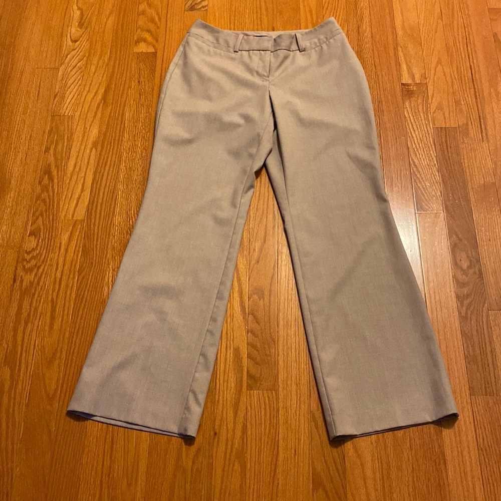 Worthington Curvy Fit Beige Trousers sIze 4 petite